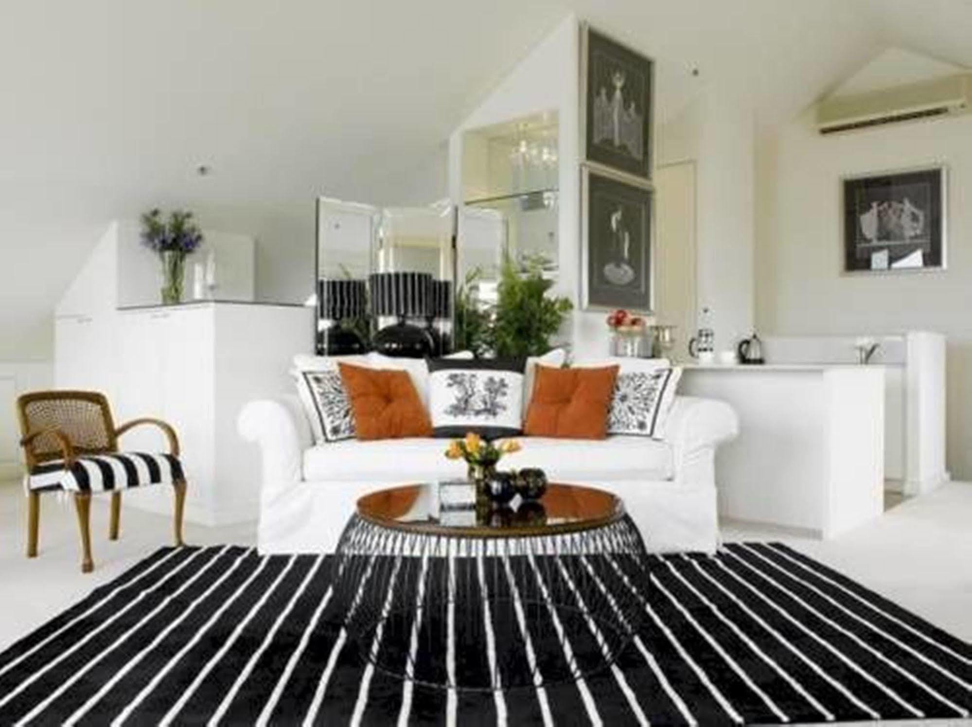 Andre'S Mews Aparthotel Melbourne Exterior foto